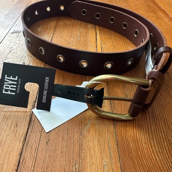 NWT FRYE Grommet Brown Leather Belt 
(Brown Leather and Metal) - Picture 14 of 15